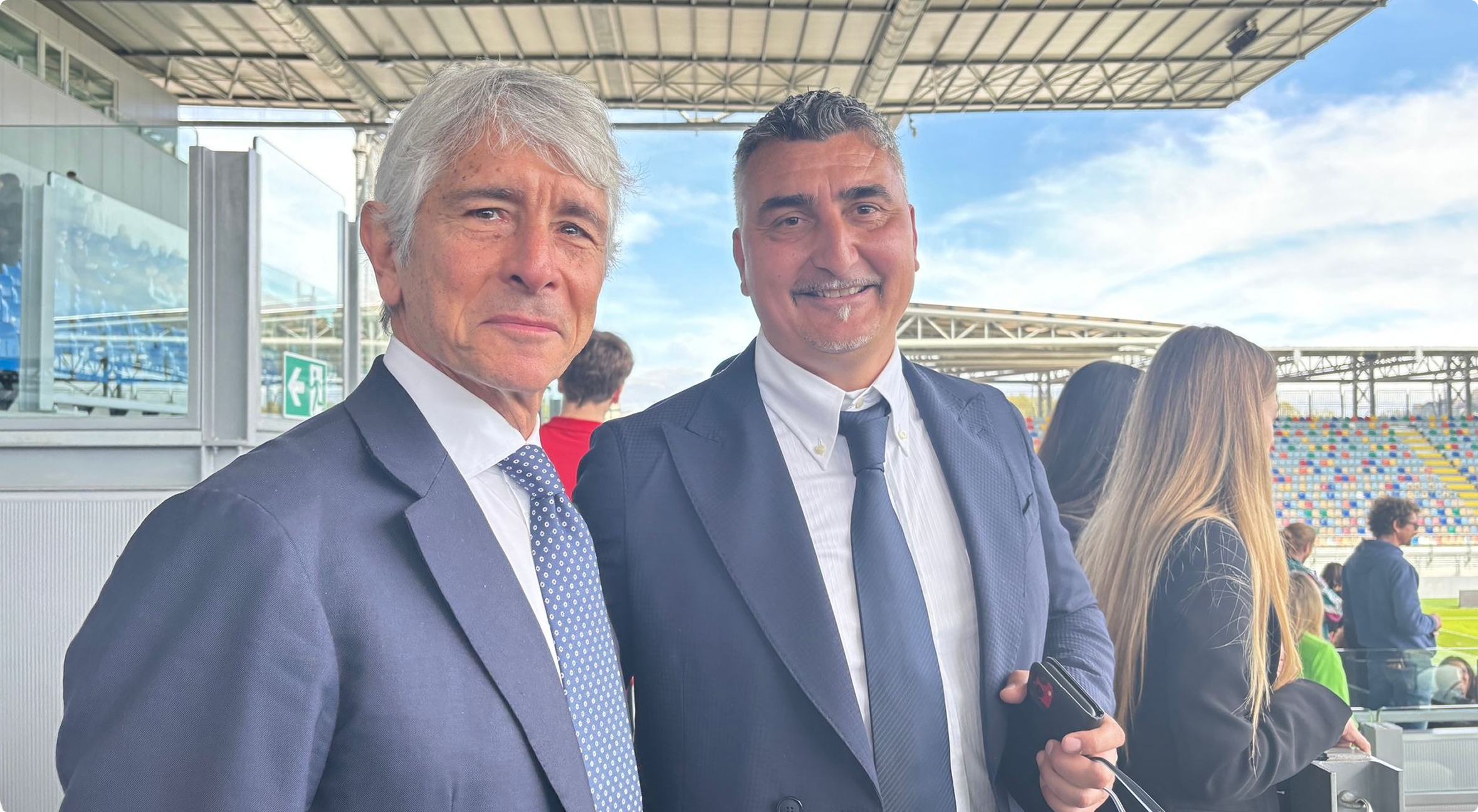 Due ospiti dell’evento in tribuna allo stadio Benito Stirpe